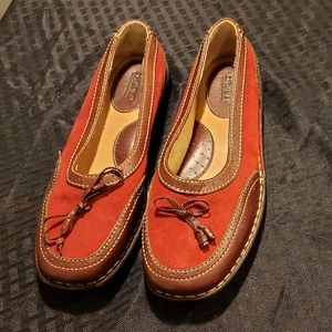 Born slip on shoes. Leather/suede size 8.